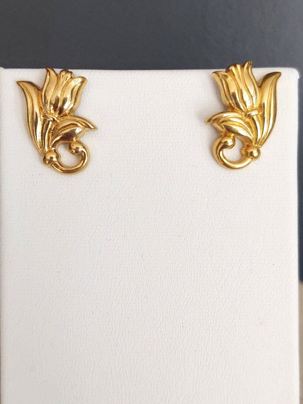 Gold tone flower earrings-post backs